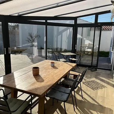 Maison De Vacances,l'epine, 4 Chambres, 8 Couchages * L'Epine (Vendee)